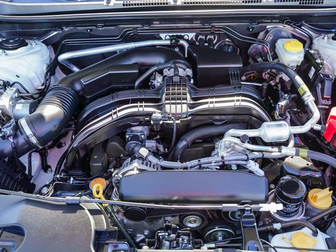 Certified 2024 Subaru Crosstrek 2.5i Limited w/ Crosstrek Mirror Package image 27