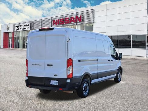 Used 2023 Ford Transit 250 Medium Roof image 4