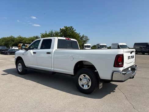 New 2026 RAM 2500 Tradesman AWD/4WD image 36