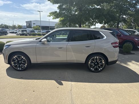 New 2026 BMW X3 xDrive30 w/ Premium Package image 2