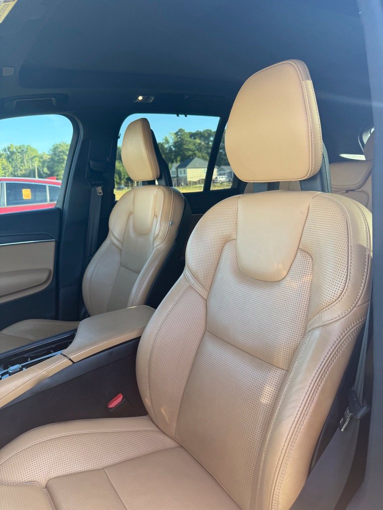Used 2021 Volvo XC90 T6 Inscription AWD/4WD image 12