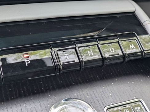 New 2026 Lincoln Navigator L Black Label AWD/4WD image 14