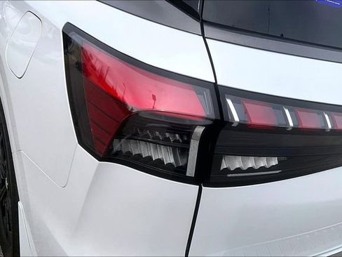 New 2026 INFINITI QX80 4WD image 31