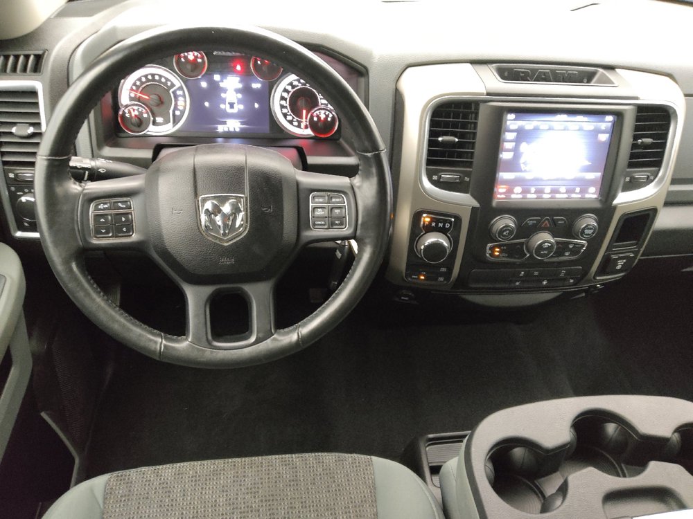 Used 2019 RAM 1500 Classic SLT w/ Luxury Group AWD/4WD image 22