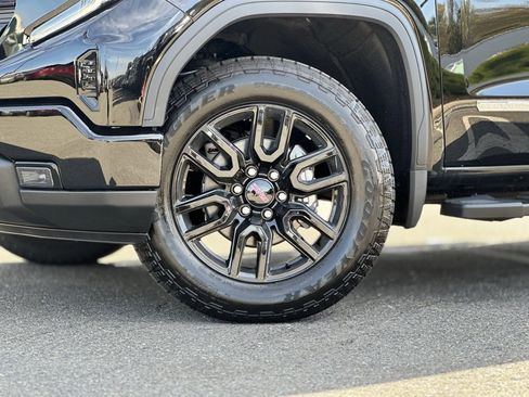 New 2026 GMC Sierra 1500 Elevation image 2
