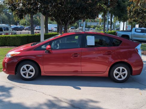Used 2015 Toyota Prius Two FWD image 7