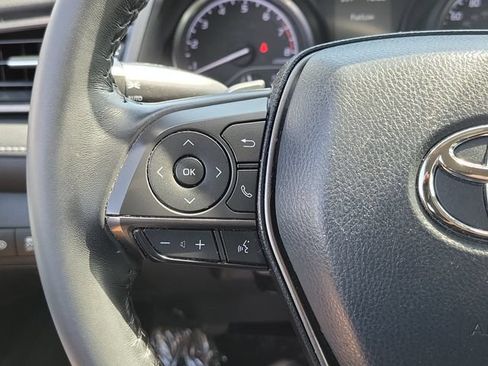 Used 2021 Toyota Camry SE FWD image 7