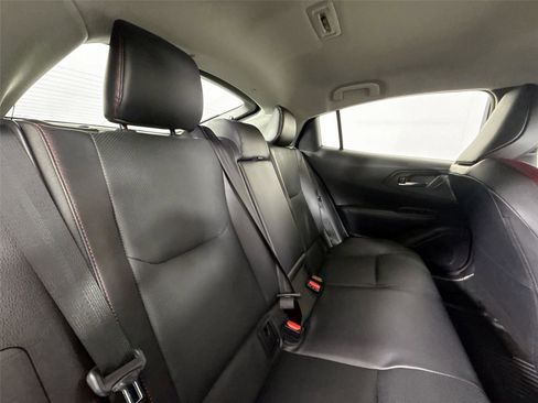 Used 2025 Toyota Prius Plug-In Hybrid image 43