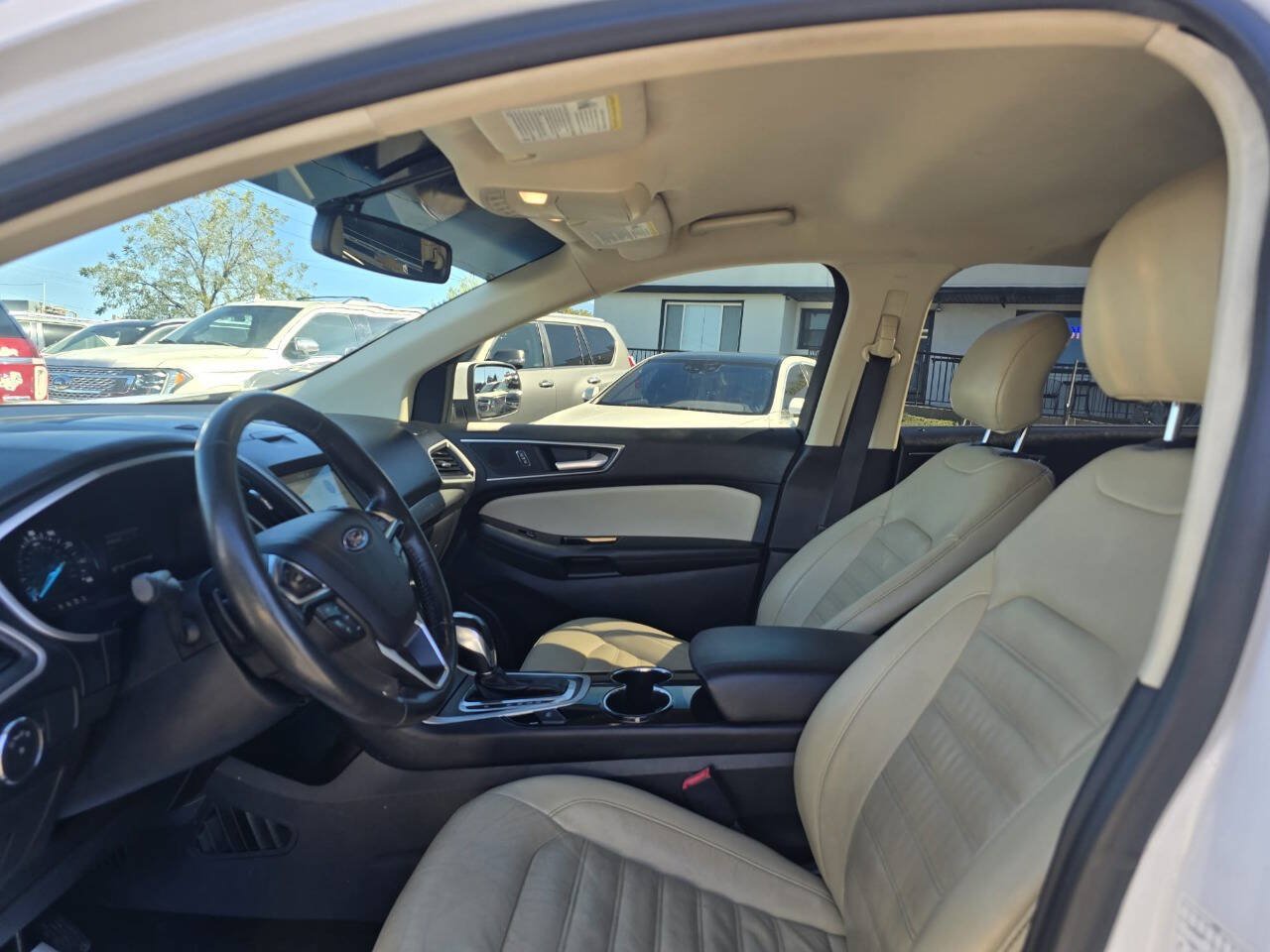Used 2016 Ford Edge SEL w/ Equipment Group 201A AWD/4WD image 9
