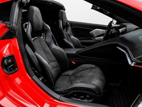 Used 2025 Chevrolet Corvette Z06 w/ Battery Protection Package image 53