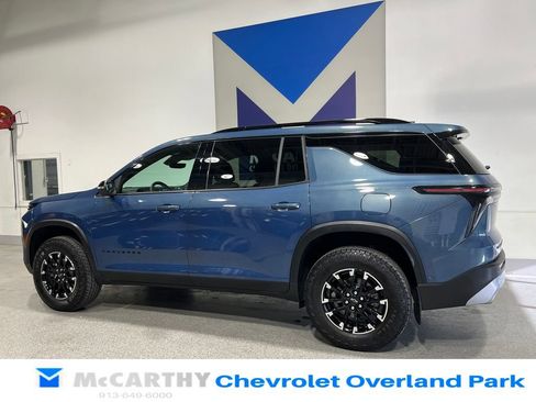 Used 2024 Chevrolet Traverse Z71 w/ Enhanced Driving Package AWD/4WD image 7