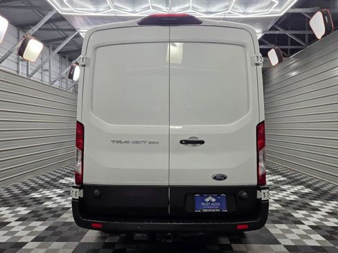 Used 2024 Ford Transit 250 148 Medium Roof RWD image 5