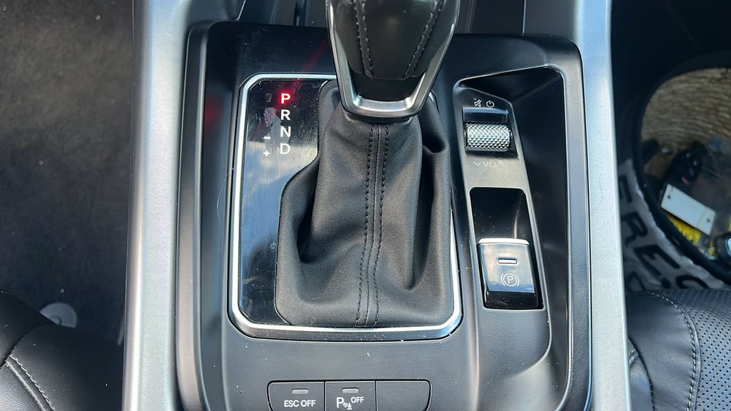 Used 2024 Dodge Hornet R/T Plus AWD/4WD image 13