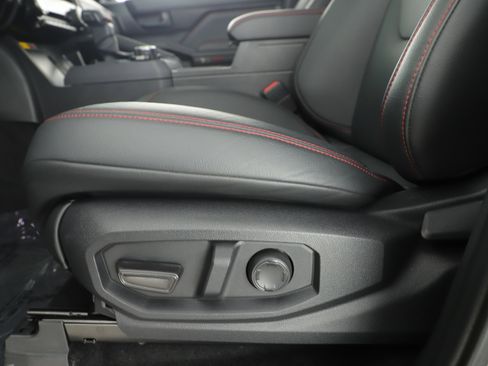 Used 2025 Toyota Tacoma TRD Pro image 11