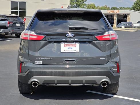 Used 2021 Ford Edge Titanium AWD/4WD image 5