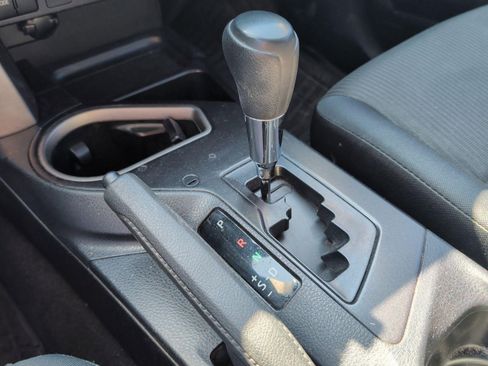 Used 2016 Toyota RAV4 LE FWD image 20