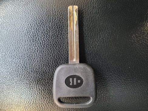 Used 2018 Kia Soul + FWD image 32
