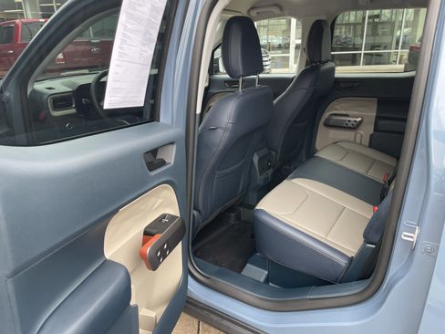 Used 2025 Ford Maverick Lariat w/ 4K Tow Package image 19