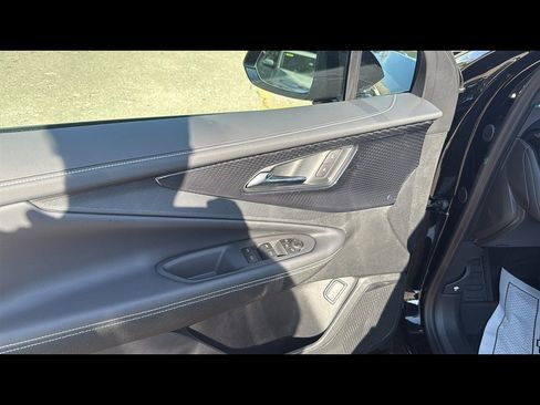 New 2025 Chevrolet Blazer EV LT image 7