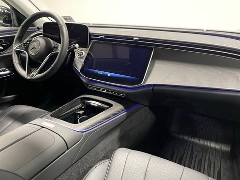Used 2026 Mercedes-Benz E 350 4MATIC image 28