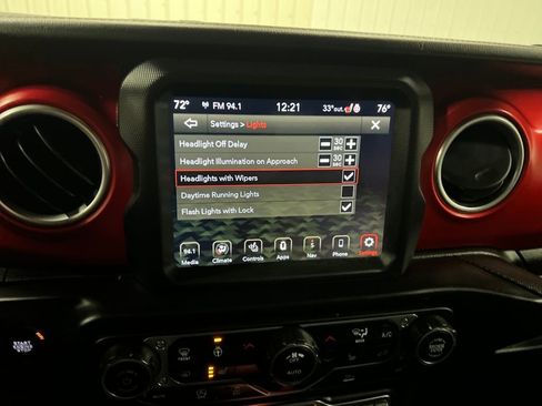 Used 2020 Jeep Gladiator Rubicon image 21