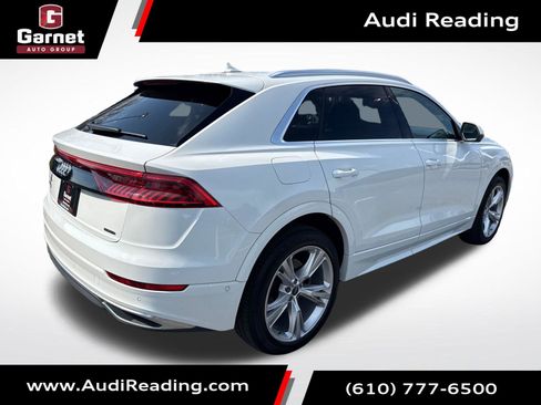 Used 2023 Audi Q8 Prestige AWD/4WD image 9