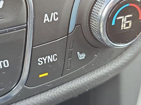 Certified 2023 Chevrolet Equinox LT image 18