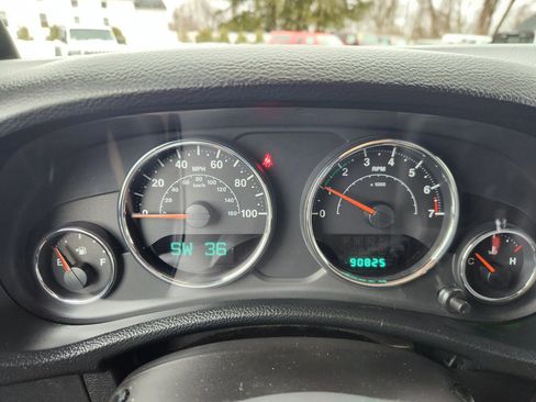 Used 2013 Jeep Wrangler Sahara w/ Dual Top Group image 29