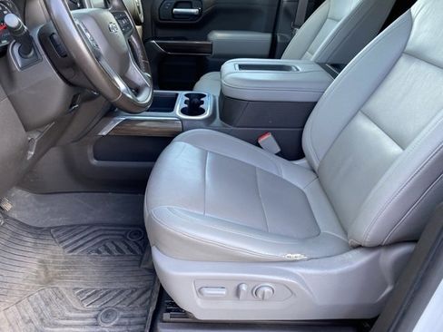 Used 2021 Chevrolet Silverado 1500 LT Trail Boss w/ Convenience Package II image 21