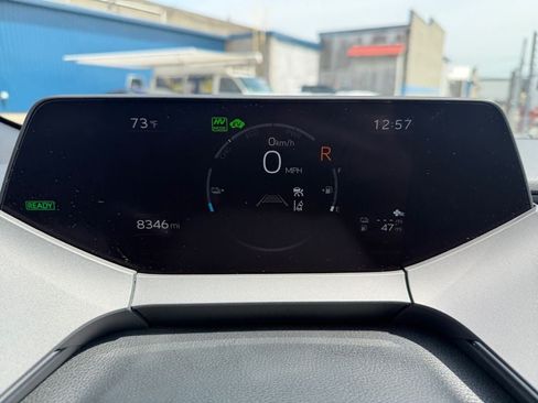 Used 2024 Toyota Prius Prime FWD image 31