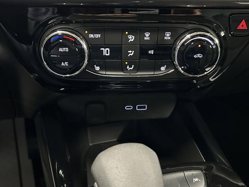 Used 2024 Chevrolet Trax ACTIV w/ Driver Confidence Package image 29