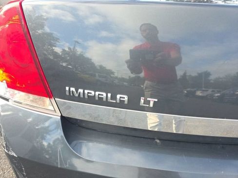 Used 2011 Chevrolet Impala LT FWD image 5