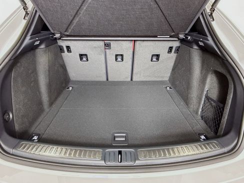 New 2026 Porsche Macan S image 31