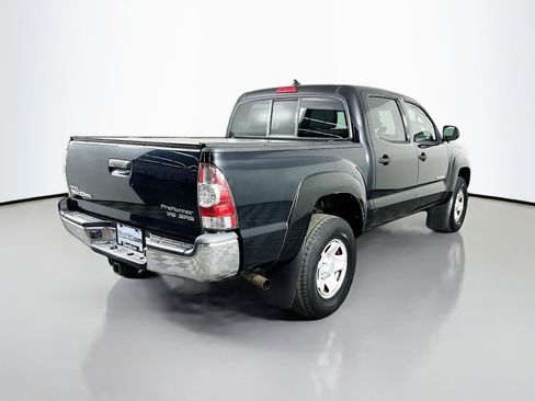 Used 2015 Toyota Tacoma PreRunner w/ SR5 Package RWD image 7