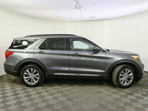 Used 2023 Ford Explorer XLT w/ Equipment Group 202A image 14