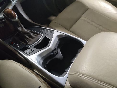 Used 2015 Cadillac SRX Luxury w/ Driver Awareness Package FWD image 26