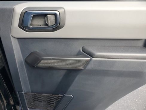 Certified 2024 Ford Bronco Black Diamond image 33