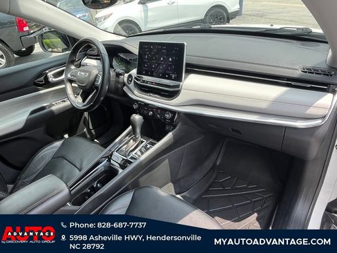 Used 2022 Jeep Compass Limited AWD/4WD image 25