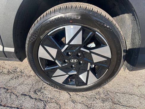 Used 2025 Hyundai Kona SEL image 28
