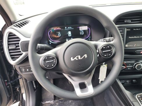 New 2025 Kia Soul LX image 11
