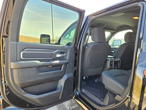 New 2026 RAM 2500 Big Horn AWD/4WD image 26