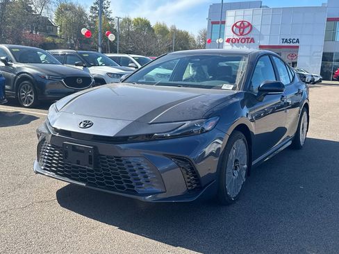 New 2026 Toyota Camry XSE AWD/4WD image 3
