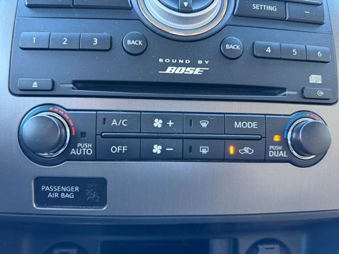 Used 2011 Nissan Armada SL image 11