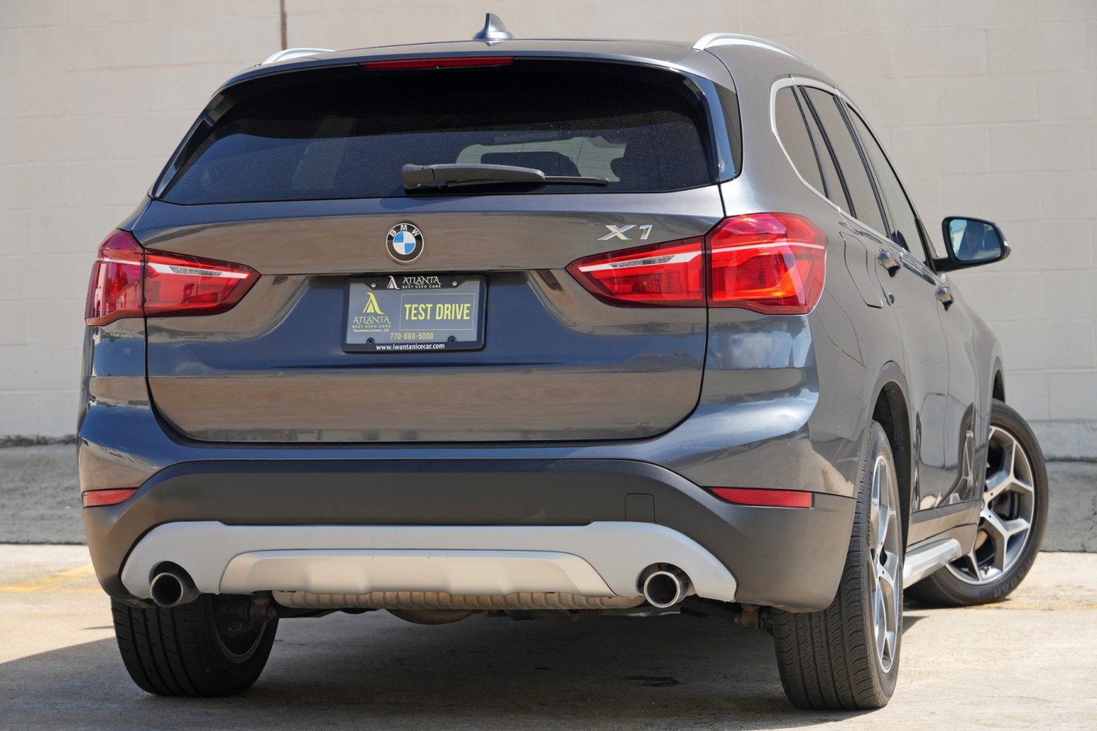 Used 2017 BMW X1 xDrive28i w/ Cold Weather Package AWD/4WD image 4