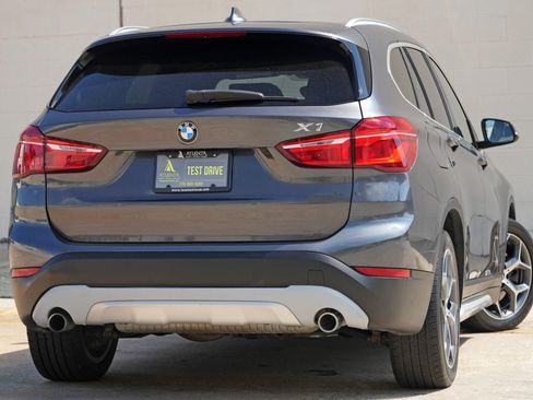 Used 2017 BMW X1 xDrive28i w/ Cold Weather Package AWD/4WD image 4