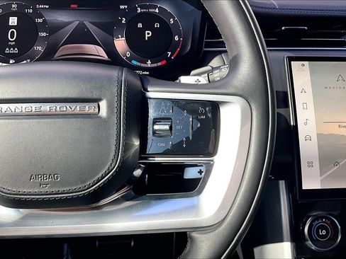 Certified 2023 Land Rover Range Rover SE AWD/4WD image 19