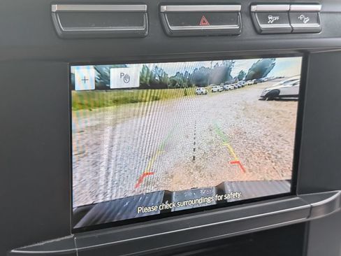 Used 2023 Ford F250 XLT w/ FX4 Off-Road Package AWD/4WD image 19