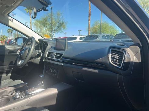 Used 2016 MAZDA MAZDA3 i Touring image 12