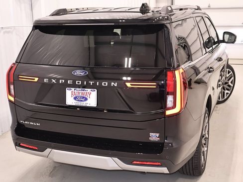 New 2026 Ford Expedition Platinum w/ Platinum Ultimate Package AWD/4WD image 52
