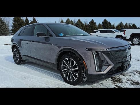 Used 2024 Cadillac Lyriq Sport image 6